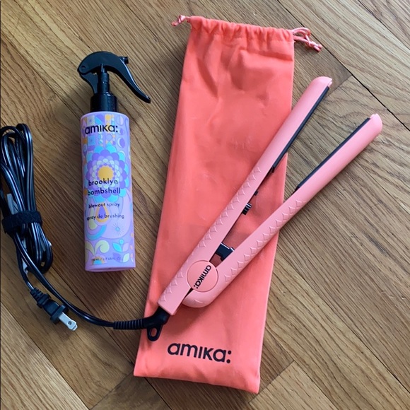 amika Accessories - Amika straightener & bombshell blowout spray